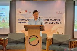 OJK targetkan kapitalisasi pasar modal 70 persen PDB RI di akhir 2025
