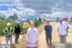 Bupati Pulang Pisau tinjau pembangunan sejumlah infrastruktur kebutuhan masyarakat