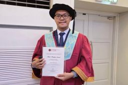 Dosen Universitas Palangka Raya jadi lulusan terbaik raih Chancellor Award di Malaysia