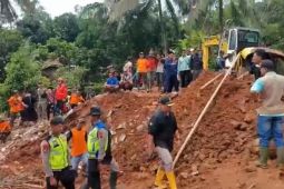 Gubernur Jateng Ahmad Luthfi imbau masyarakat tingkatkan kewaspadaan bencana