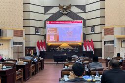 Bupati Jember tegaskan kemandirian fiskal dalam paripurna APBD 2026