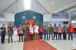 Dinkes  Maluku gandeng Pemda Malra gelar pelayanan kesehatan bergerak gratis