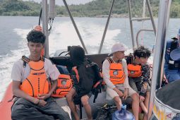 Empat ABK kapal terdampar di Pulau Sebuku dievakuasi Basarnas