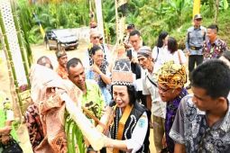 Bupati harap Desa Kubung terus berinovasi pacu perekonomian