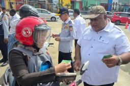 Dinas Dukcapil Kota Jayapura mencatat 235.259 warga sudah miliki E-KTP