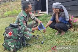 Satgas TNI Yonif 511/DY perkuat program CKG bagi warga Lowanom Lanny Jaya