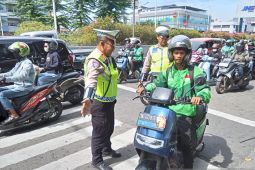 Pemotor tutup pelat nomor menjadi pelanggaran paling banyak di Jakbar