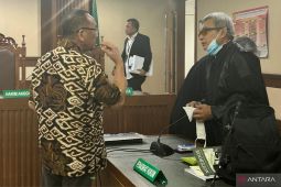Eks Sekretaris MA Nurhadi didakwa lakukan pencucian uang Rp308 miliar