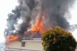 Gedung Asrama Haji transit Ternate terbakar