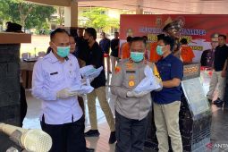 Polda Sultra musnahkan 2,4 kg sabu hasil ungkapan kasus hingga November 2025