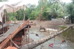 Pemkab Aceh Selatan bangun jembatan dengan anggaran Rp1,3 miliar