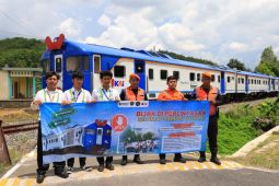 KAI Daop 6 imbau pengguna jalan agar disiplin dan tidak terobos palang perlintasan