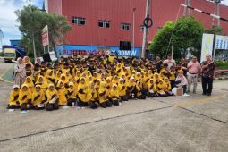 PLN untuk rakyat, PLN UPK Babel ajak siswa kenali proses kerja PLTU Air Anyir