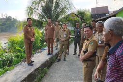 Pemkab Barut tingkatkan penataan kawasan kumuh dan pelebaran jalan