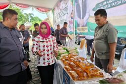 Wali Kota Mojokerto tinjau pasar murah guna kendalikan harga pangan