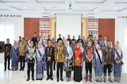 Yupri Astuti dikukuhkan sebagai Bunda PAUD Madina, Bupati tekankan pentingnya pendidikan dini