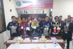 Polda Kepri musnahkan 5,5 kg narkoba hasil ungkap kasus selama bulan Oktober 2025