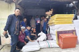 Korban kebakaran saat bentrok di Tallo dapat bantuan