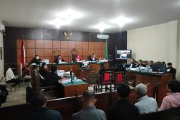Wali Kota Singkawang menjadi saksi di sidang korupsi HPL Pasir Panjang