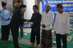 Pemerintah Kota Singkawang salurkan bantuan untuk 756 guru TPQ