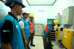 Manfaatkan teknologi BESS, PLN tingkatkan layanan kelistrikan Pulau Buntar 24 jam di momen HUT ke-25 Babel