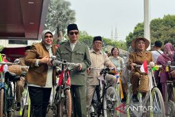 +25 link twibbon Hari Guru Nasional 2025, bisa diunduh!