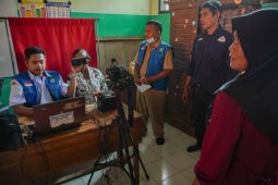 Layanan Adminduk pengungsian bencana erupsi Gunung Semeru