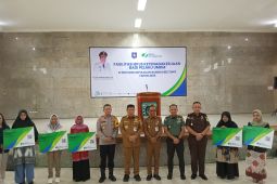 Ratusan pelaku UMKM di Belitung terima kartu BPJS Ketenagakerjaan