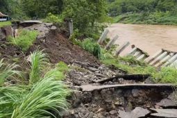 Pemkab Bantul konsultasi pakar konstruksi tangani talut Kali Oya