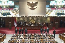 Rapat Paripurna DPR setujui hasil uji kelayakan calon anggota KY