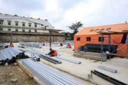 Kios darurat Pasar Horas Siantar ditarget rampung sebelum Natal 2025