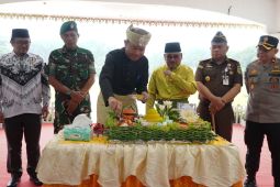 Sekda Langkat pimpin HUT HGN dan PGRI ke-80