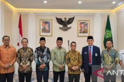 Bupati Bima serahkan hibah aset ke Kemenag RI untuk pendirian IAIN Bima