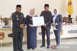 Pemkab dan DPRD Kotawaringin Barat sepakati tiga raperda