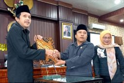 DPRD Trenggalek tetapkan APBD 2026 meski defisit Rp68 miliar