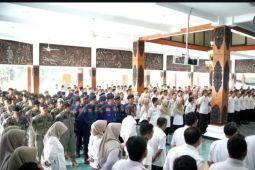 Ribuan PPPK paruh waktu di Pacitan terima SK pengangkatan