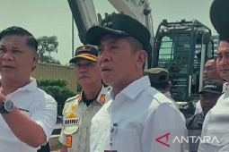 Bupati Karawang pimpin langsung penertiban bangunan liar di sepanjang akses gerbang tol