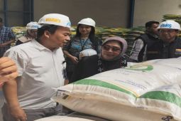 Bulog Jambi: Persediaan beras cukup hingga April 2026