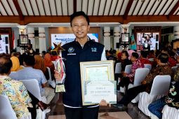 Tiga penyuluh kelautan dan perikanan raih Satyalancana Wira Karya dari Presiden