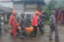 Sembilan orang terseret banjir bandang di Agam, Sumatera Barat masih dalam pencarian