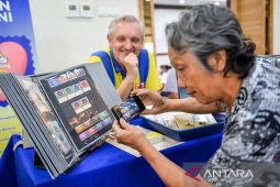 Pameran filateli lima negara di Bandung