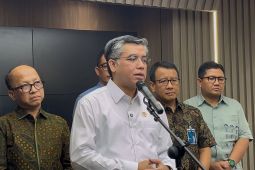 Menteri Ketenagakerjaan pantau program Magang 2025 di kantor BNI