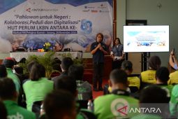 ANTARA Banten gelar edukasi digital hingga berbagi sembako ke ojol