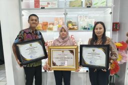 PT Tjiwi Kimia raih penghargaan investasi dari Pemkab Sidoarjo