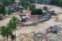 23 meninggal, 12 hilang, dan 3.900 keluarga mengungsi akibat bencana di Sumbar