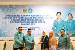 TP PKK Sumut sosialisasikan IVA test dan eerahkan bantuan di Asahan