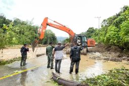Kodam IM kerahkan pasukan TNI AD bantu warga terdampak bencana Aceh