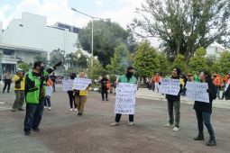 Regulasi transportasi online dibahas Kemnaker, gelombang penolakan driver menguat di banyak kota