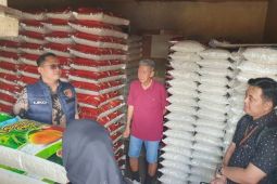 Polda Lampung inspeksi pasar tradisional pastikan harga beras sesuai HET