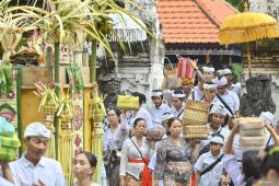 Perayaan Hari Raya Kuningan di Bali